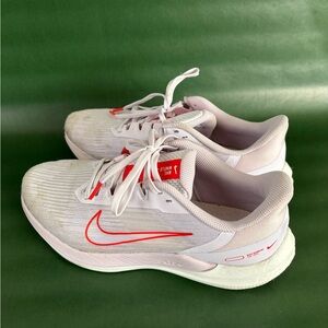 Nike Women's Athletic Shoes in White and Red 🪻